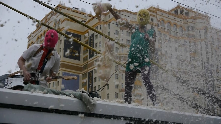 Art Riot 9