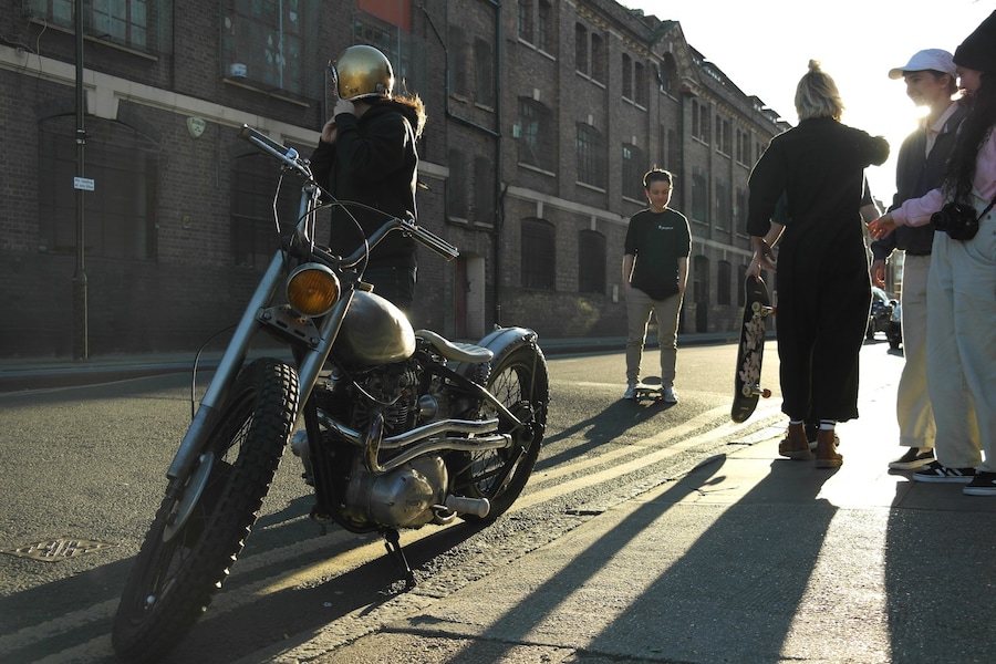 vc london vans girls night motorbikes 13