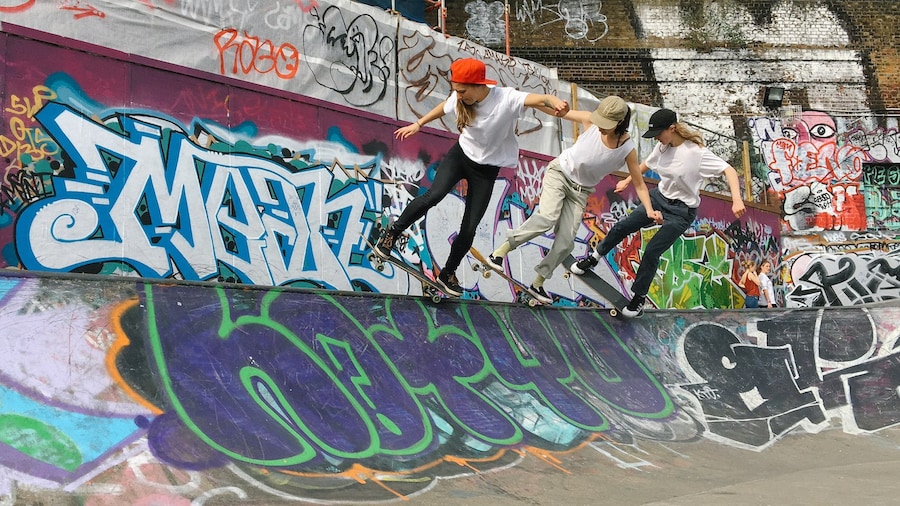 vc london vans girls night motorbikes 20