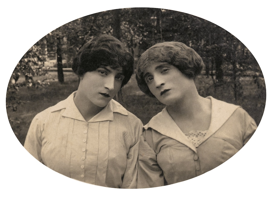 Under Cover: A secret history of cross-dressers 8