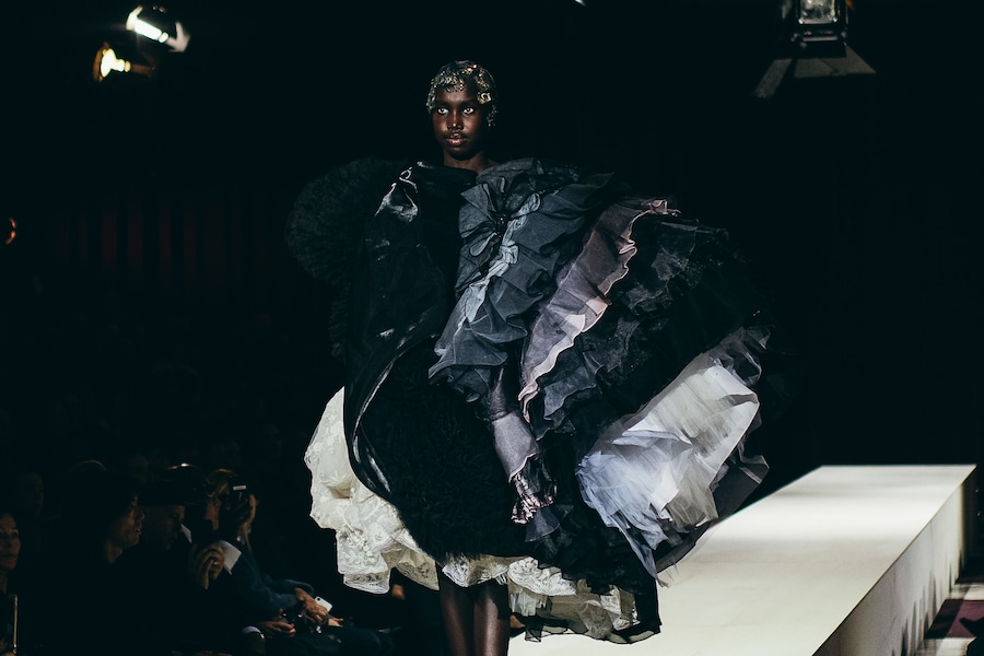 comme des gar&#231;ons rei kawakubo pfw paris fashion week aw18 12