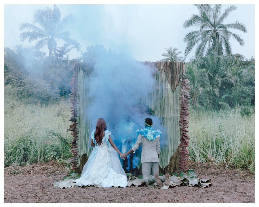 Baloji - Peau de Chagrin Bleu de Nuit music video 18