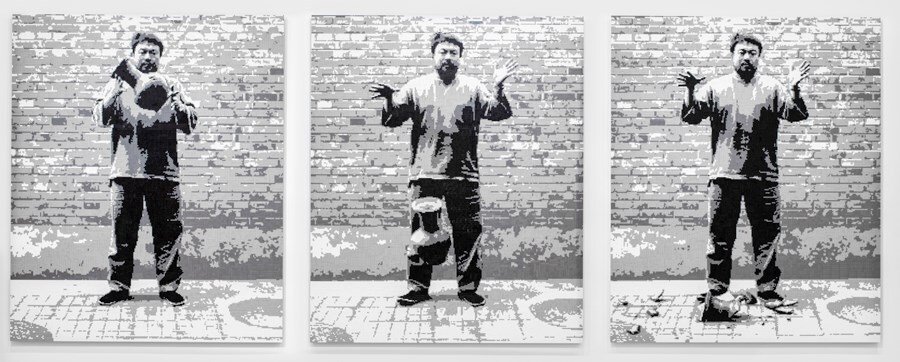 10_Ai_Weiwei_Dropping a Han Dynasty Urn_2015(c)Ima 1
