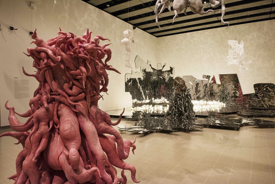 Lee Bul: Crashing 2