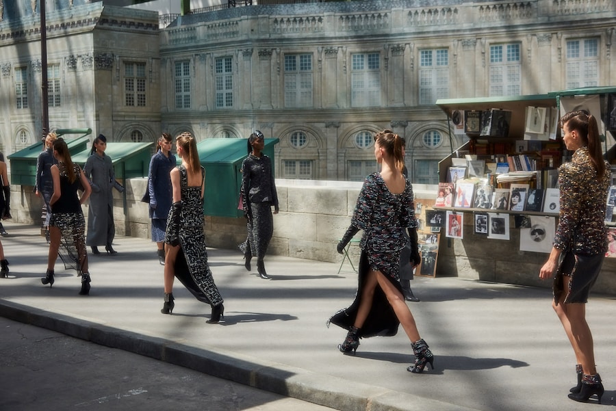 chanel karl Lagergeld haute couture aw18 paris pfw 18