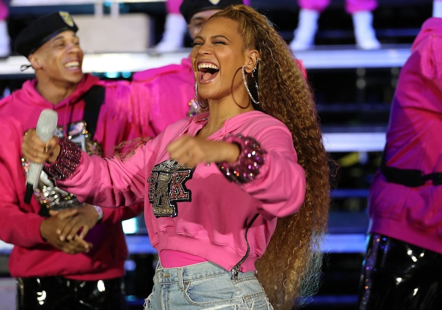 Beyonc&#233; Balmain coachella capsule collection 4