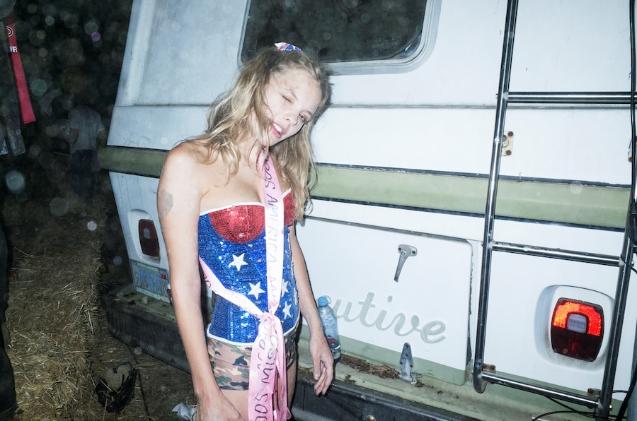 Great American Mud Wrestle LA Lotta Volkova Lily Rose Depp 7