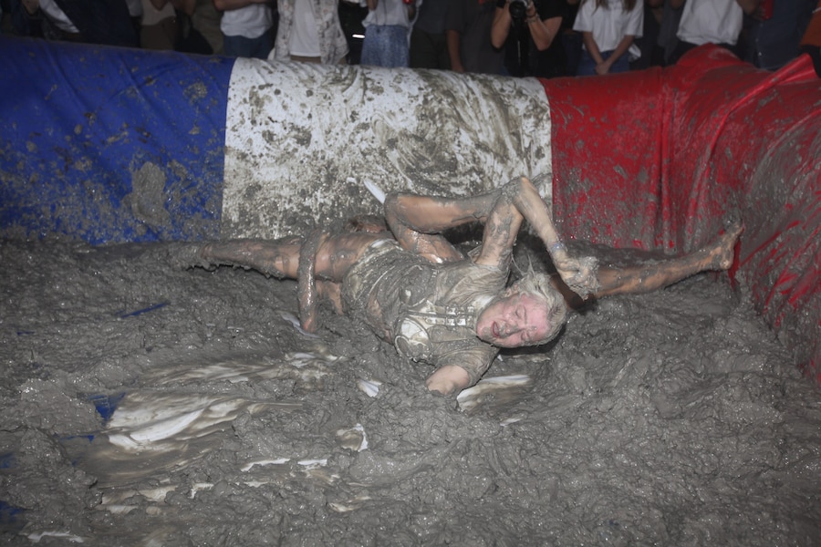 Great American Mud Wrestle LA Lotta Volkova Lily Rose Depp 11
