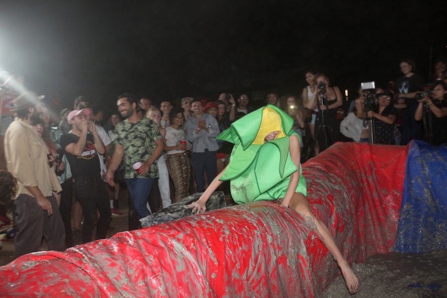 Great American Mud Wrestle LA Lotta Volkova Lily Rose Depp 13