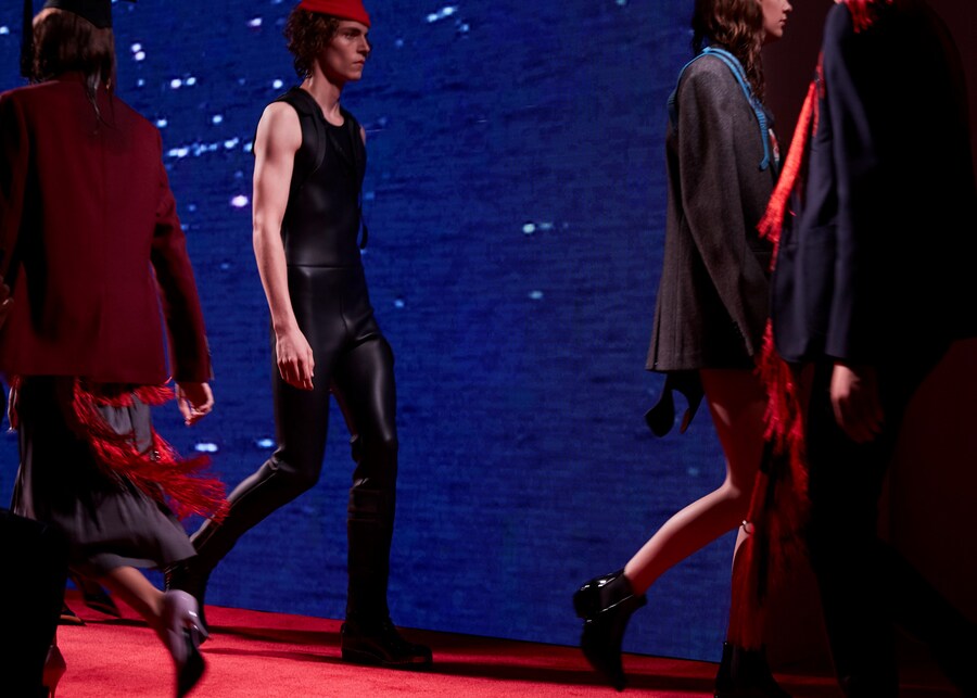 Calvin Klein ss19 show New York nyfw raf simons 24
