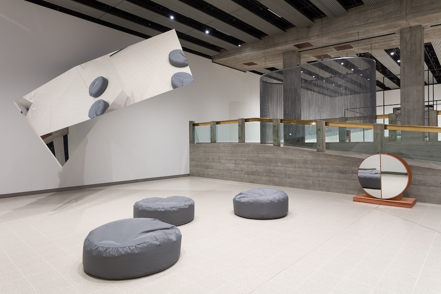 Hayward Gallery’s Space Shifters 0