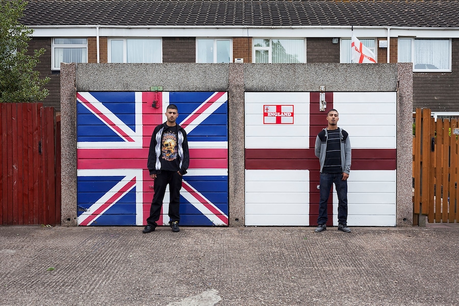 Magnum x Aperture Square Print Sale: Crossings 13