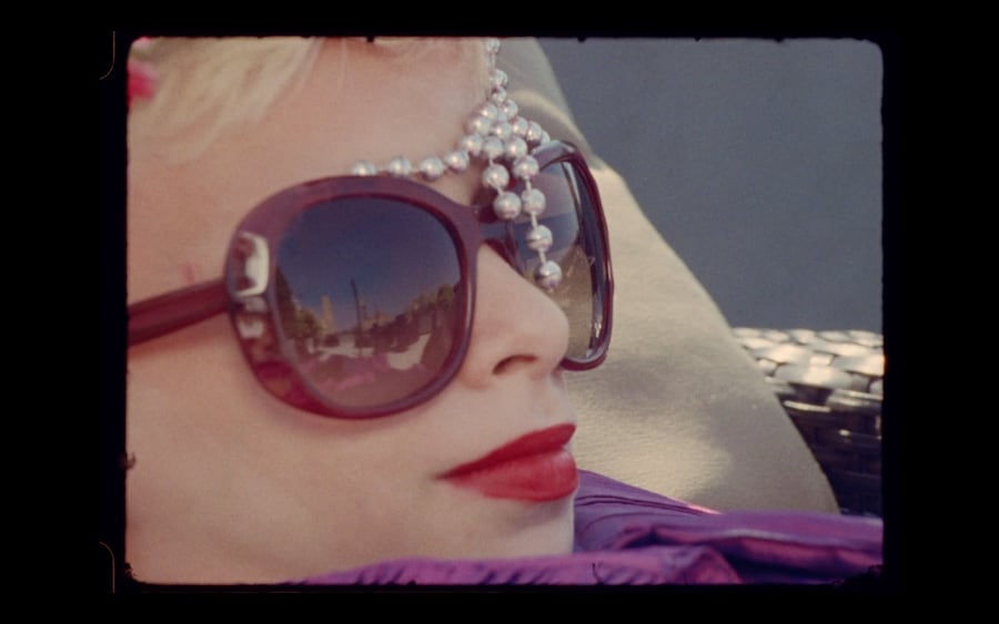 Still from Desmond is Amazing 4