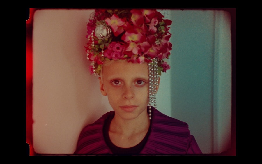 Still from Desmond is Amazing 8