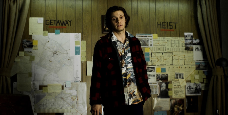 Evan Peters in American Animals