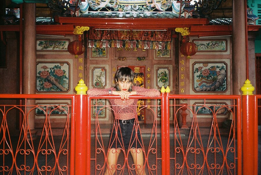 Luo Yang’s 女孩 / Girls, Dazed premiere 0