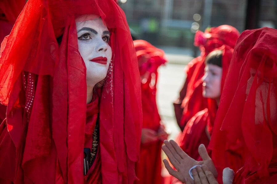 Extinction Rebellion&#39;s red-robed protesters 3