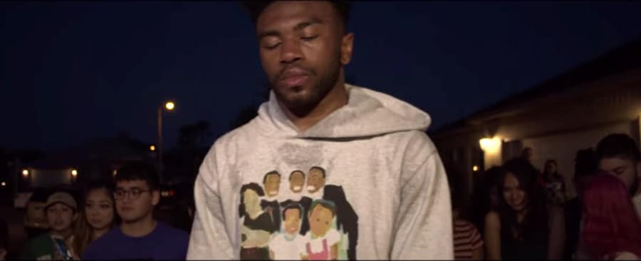 Kevin Abstract walks for 10 hours on a treadmill