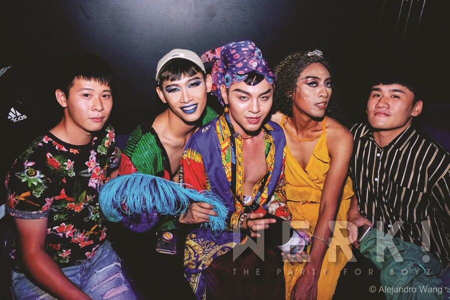 Banana Magazine issue 005: Taipei’s Drag Scene 16