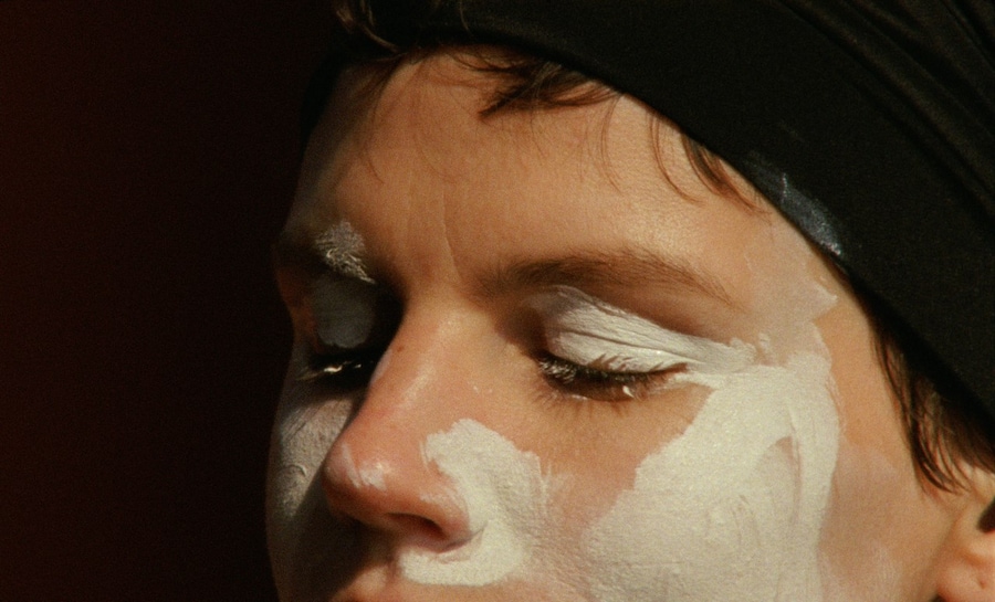 Thomas de Kluyver All I Want To Be book make-up artist 8