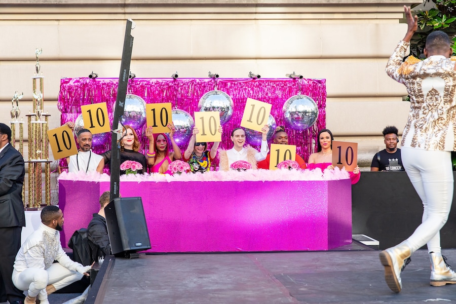 Battle of the Legends: Vogueing at the Met 4
