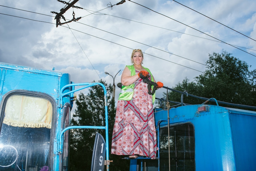 Transnistria women working jobs police bus driver boxer 10