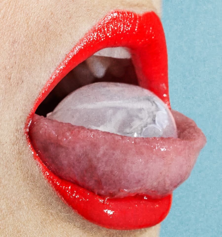 Alluring and Grotesque 0