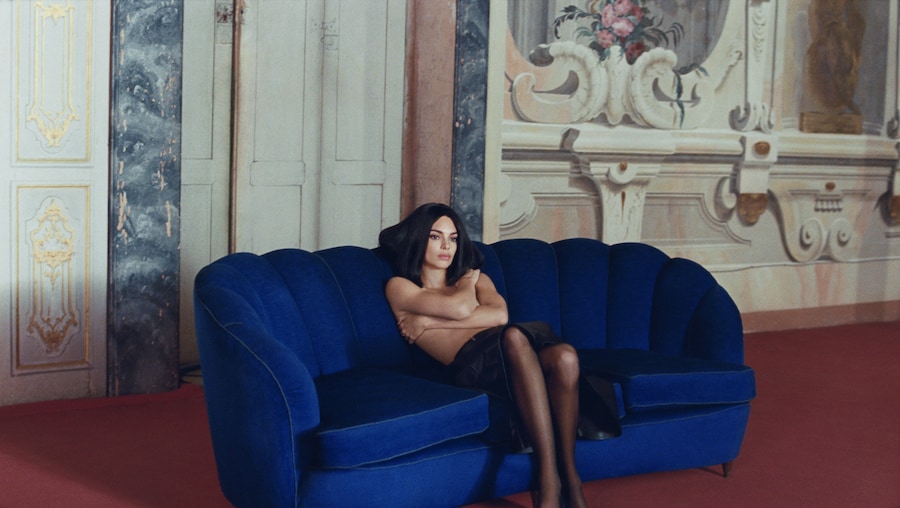RESERVED Ciao Kendall 02
