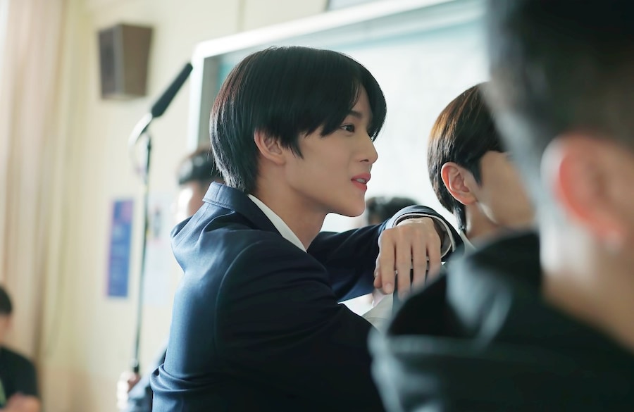 Behind K-pop’s curtain with CIX 1