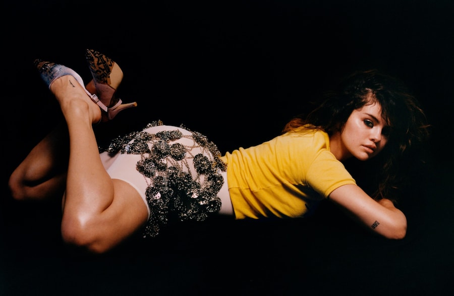Selena Gomez – spring 2020 1 0