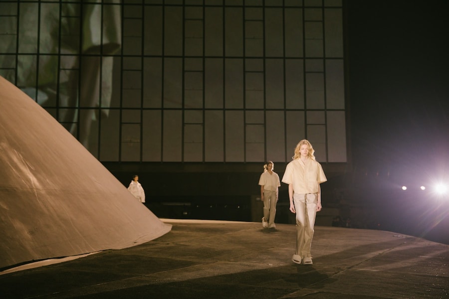 Yeezy Season 8 fashion show Kanye West 17 16