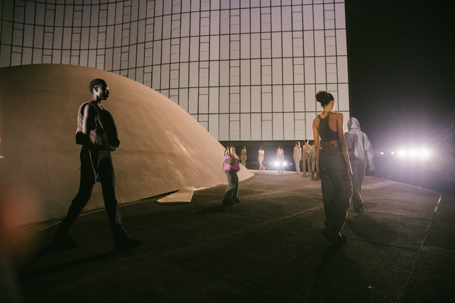 Yeezy Season 8 fashion show Kanye West 22 21