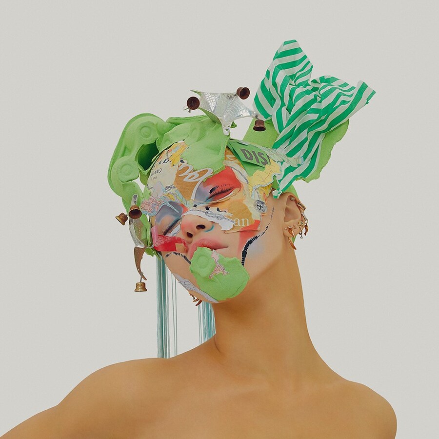 DAZED_BEAUTY_FKA_TWIGS_IMAGE_6 6