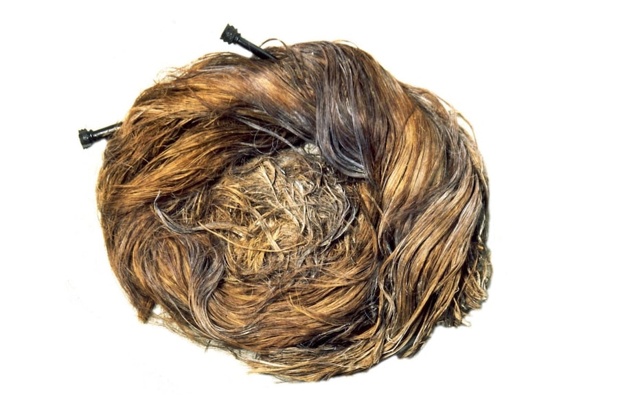 Third century hair bun 1