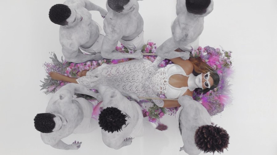 Beyonce black is king film beauty looks hair makeup 