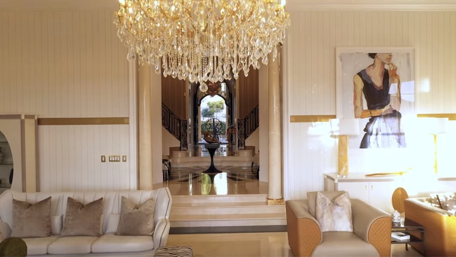 Versace Mansion Selling Sunset 5