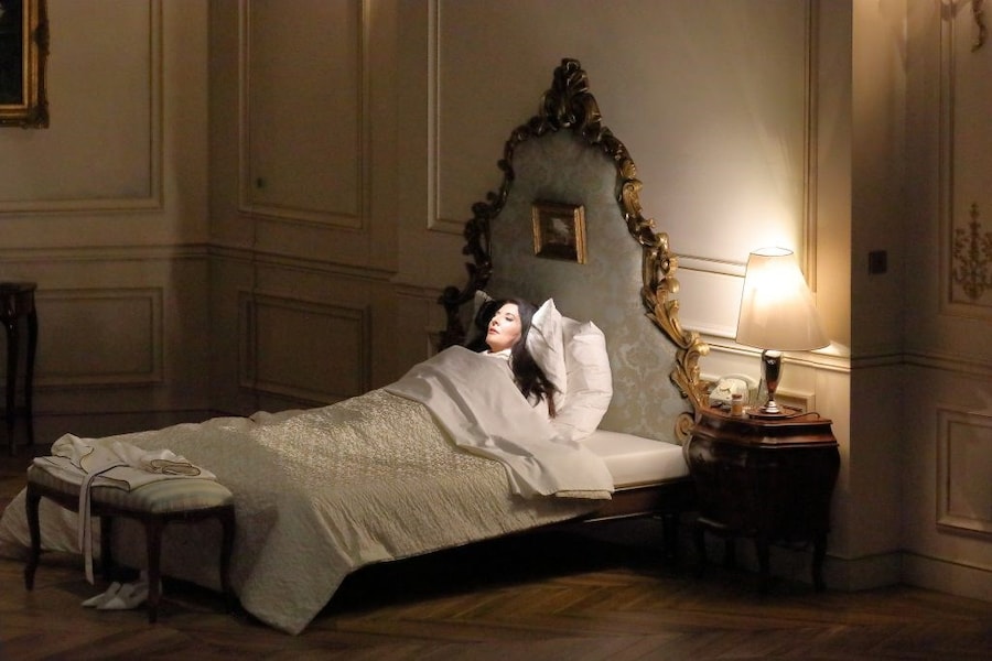 Marina Abramović, 7 Deaths of Maria Callas 10