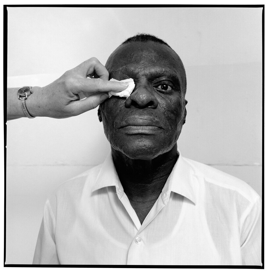 Mary Ellen Mark - The Book Of Everything 4 2