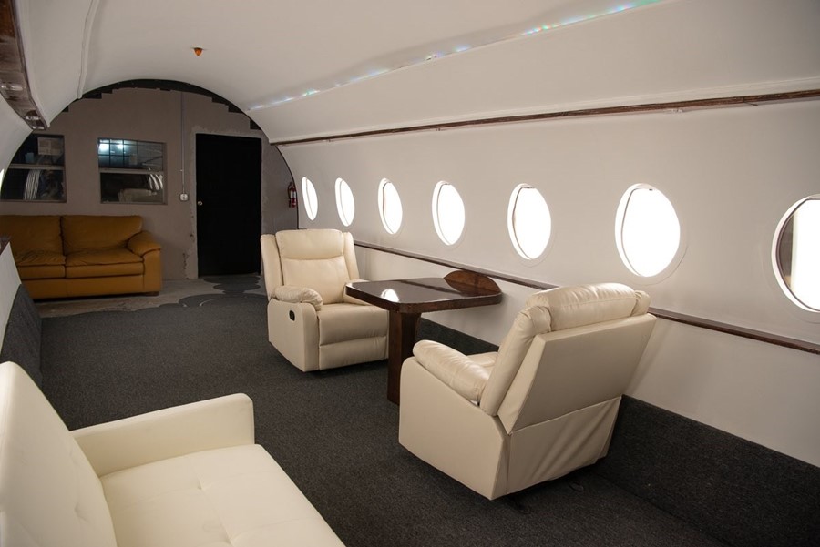Private jet studio set