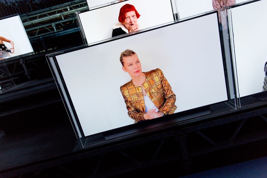 Balmain SS21 Front row guests on tv screens 3
