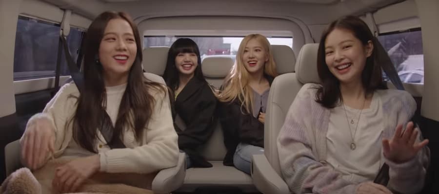 BLACKPINK: Light Up the Sky