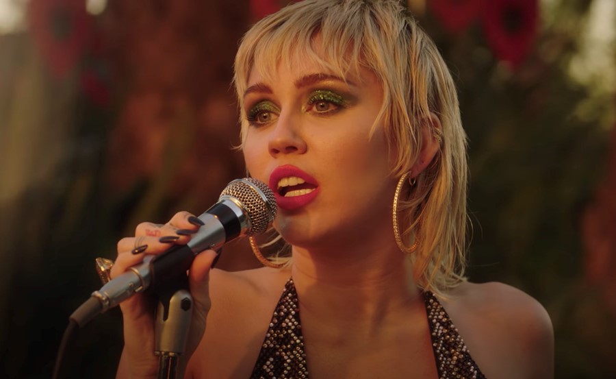 Miley Cyrus performs Sweet Jane, Backyard Sessions