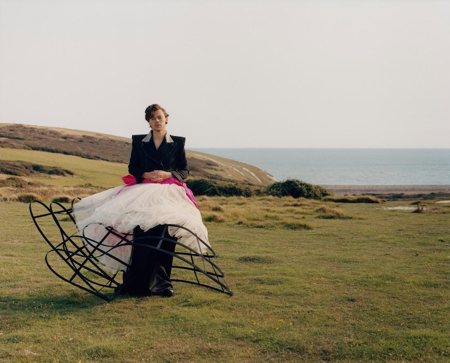 Harry Styles – Vogue December 2020 5