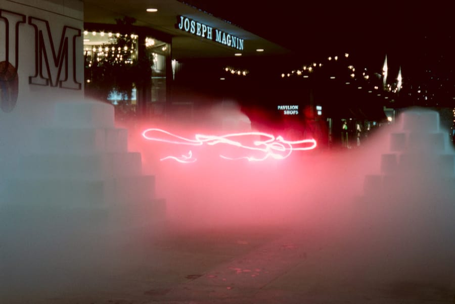 Judy Chicago. “Dry Ice Environment #2” (1967) 11