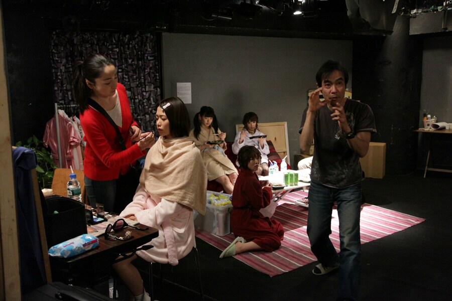 Make-Up Room, Kei Morikawa (2015) 3