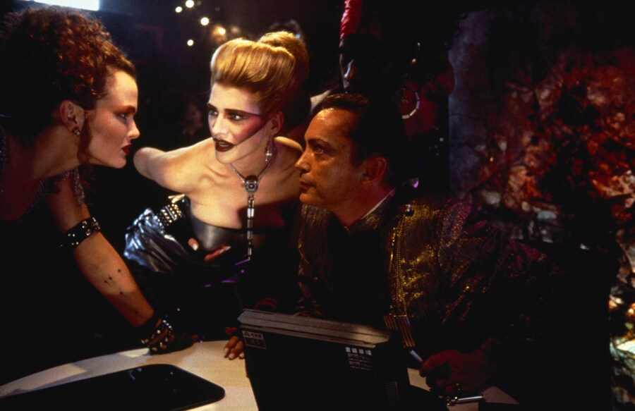 Johnny Mnemonic Keanu Reeves 5