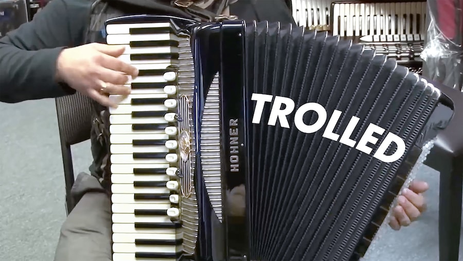 Barbara Kruger, still from the video “Untitled (No Comment)” 6