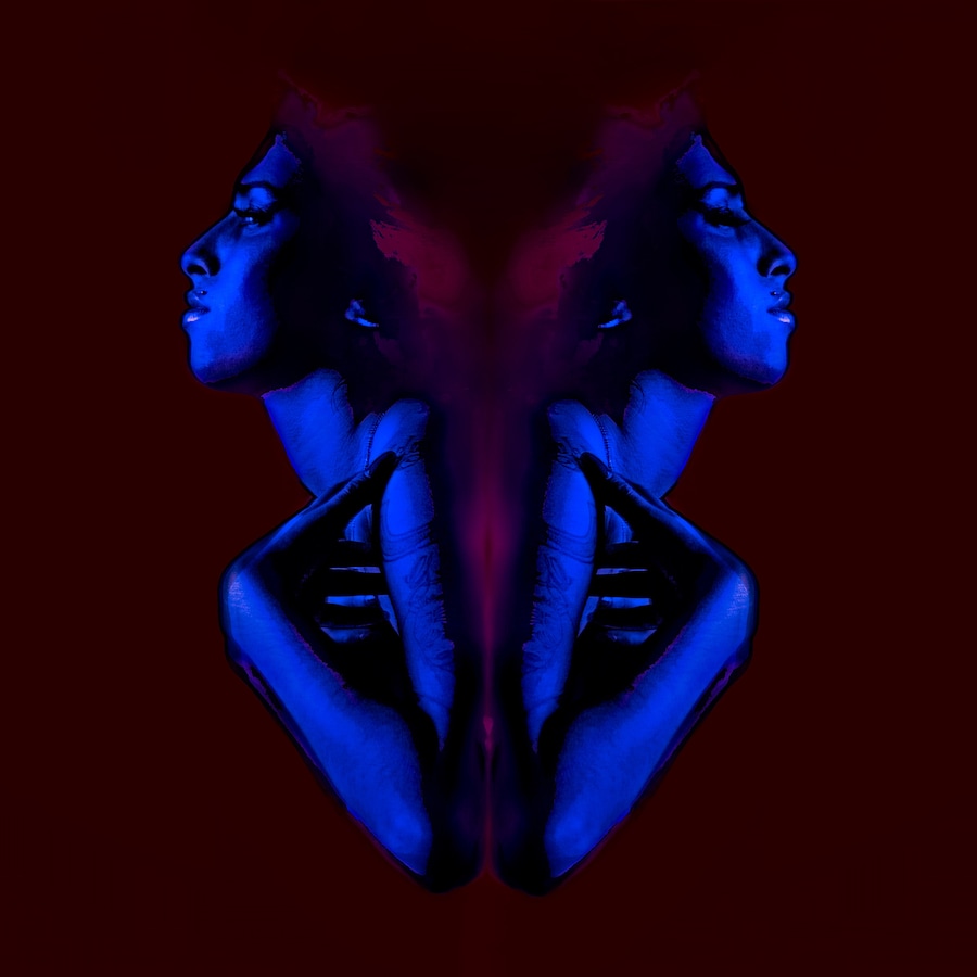 Amy In The Light 0