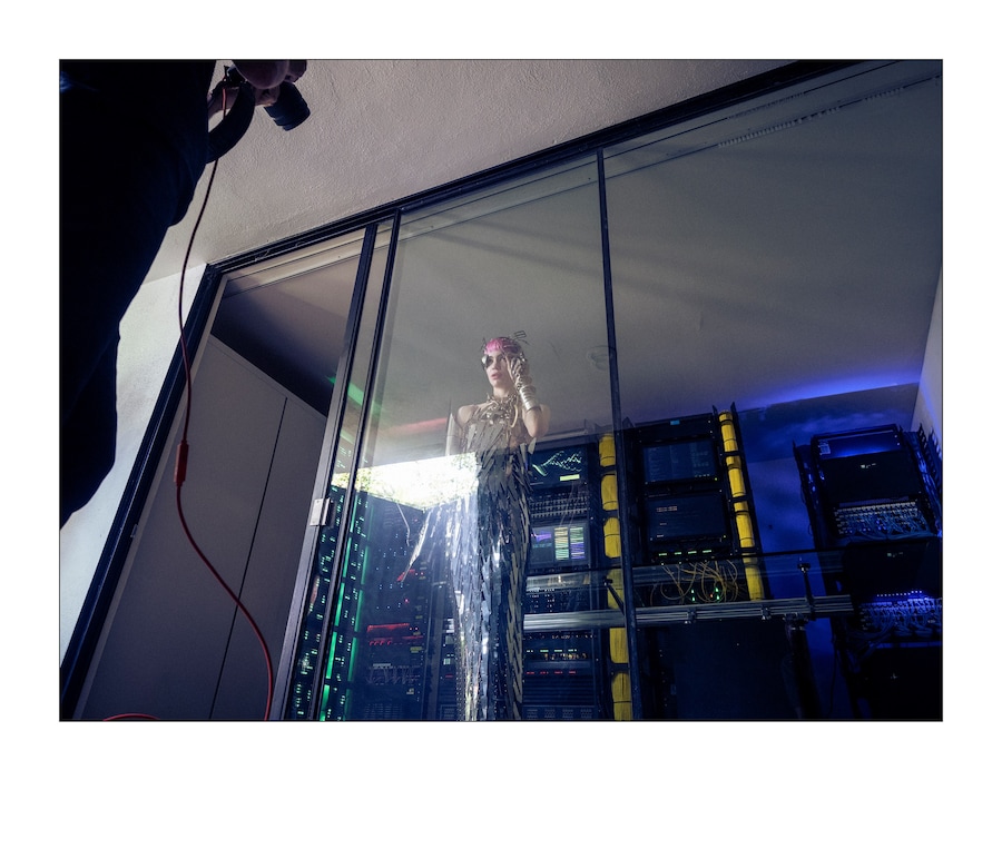 Pirelli Calendar 2021: BTS 17