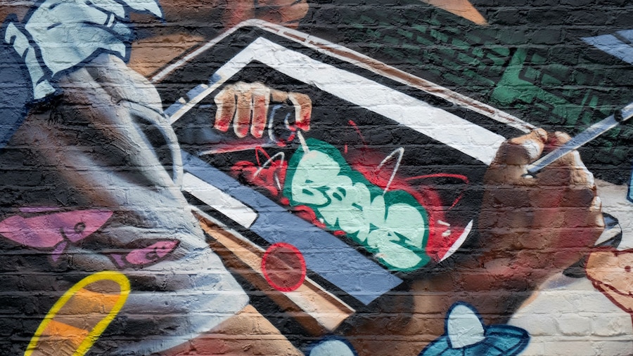 SQSP x Nacho Welles, Wall to Wall (2021) 2